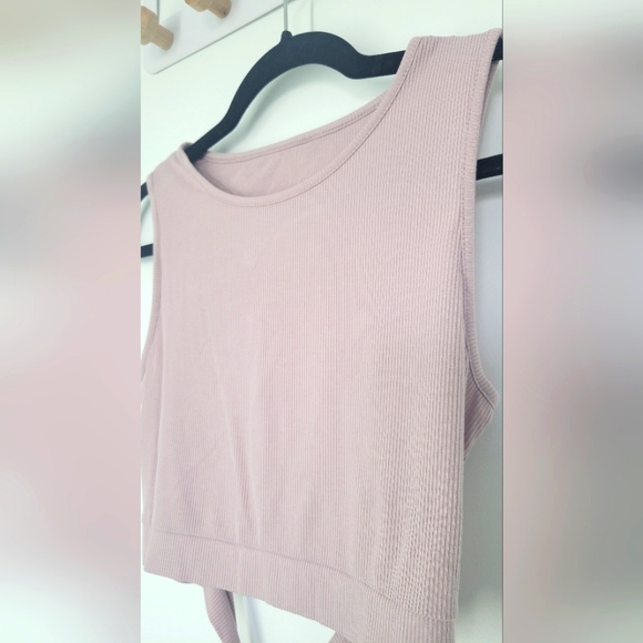 Backless Tie Back Crop Top - Picture 3 of 3